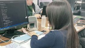 技術為本 為什么大學畢業(yè)應優(yōu)先選擇互聯(lián)網(wǎng)行業(yè)而非銷售或工廠工作